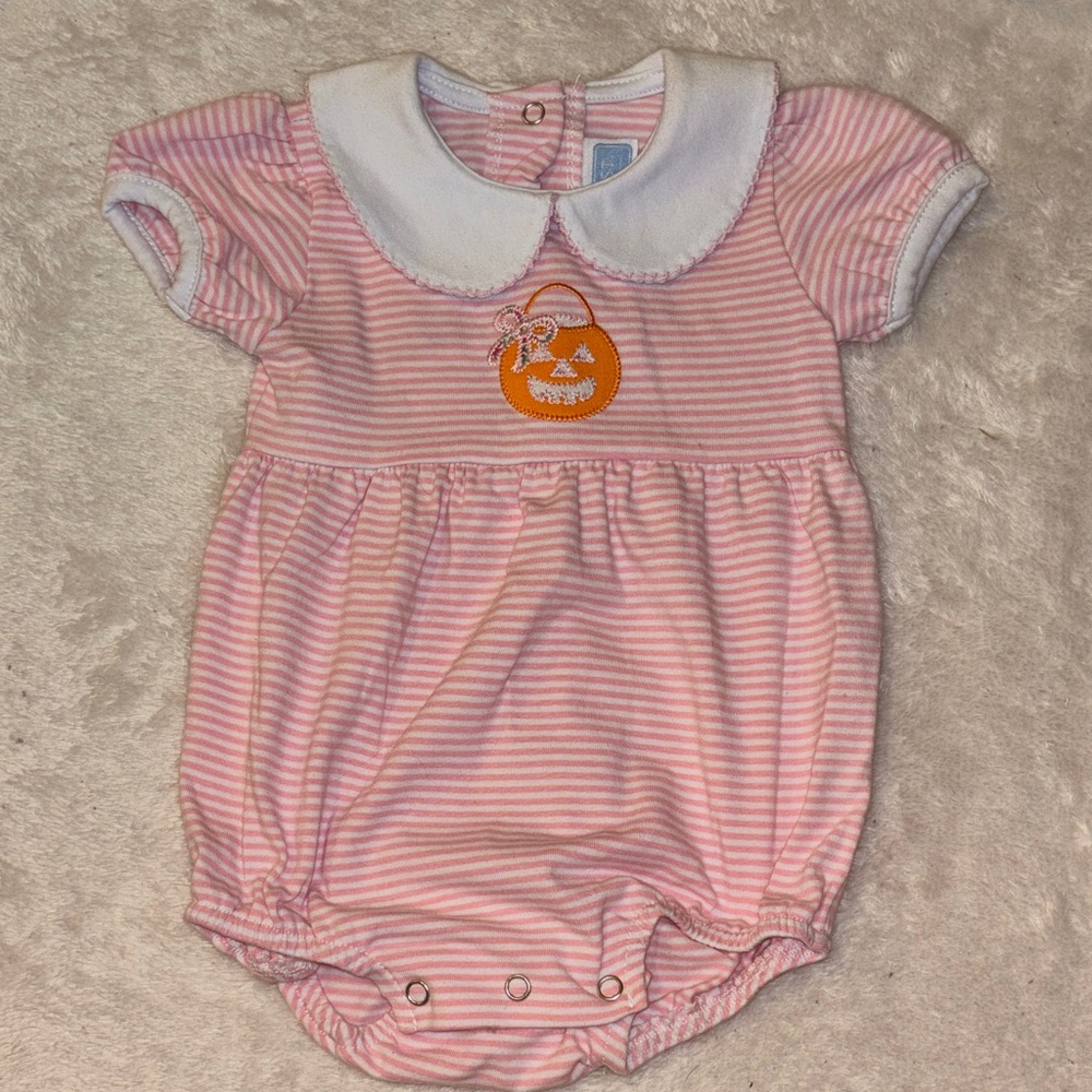 Trotter St. Kids pumpkin bubble